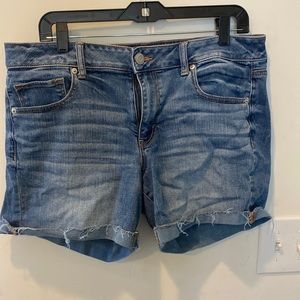 American Eagle size 18 midi shorts